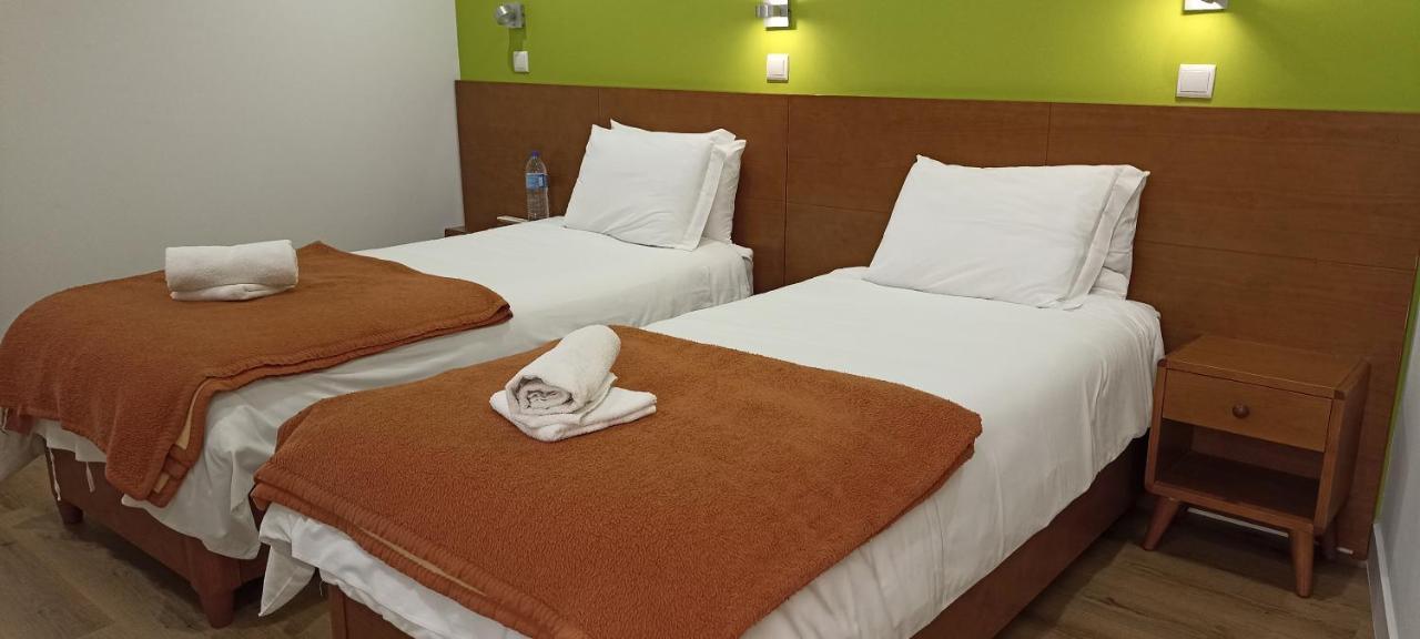 Martim Moniz 28 Guest House Lisbona Esterno foto